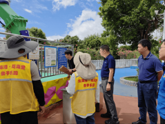 率领学校教师对学校分散通道、消防设备、电力